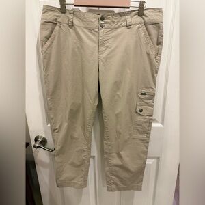 Columbia Women's Cropped Pants